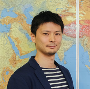 企業代表者顔写真