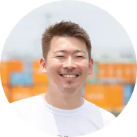 企業代表者顔写真